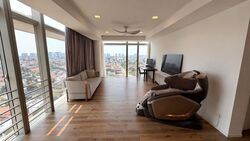 The Trumps (D14), Condominium #620775561